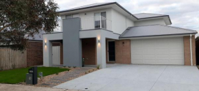 6 Blossom Rd